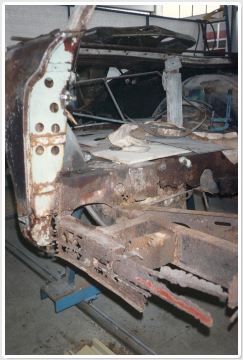 Ristrutturazione Alfa Romeo 2500 6C SS Cabrio